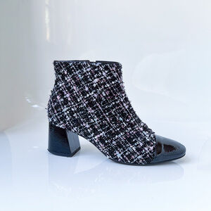 Vicenza) Black Pink White Tweed Ankle Bootie Block Heel Cap Toe Leather 9 US